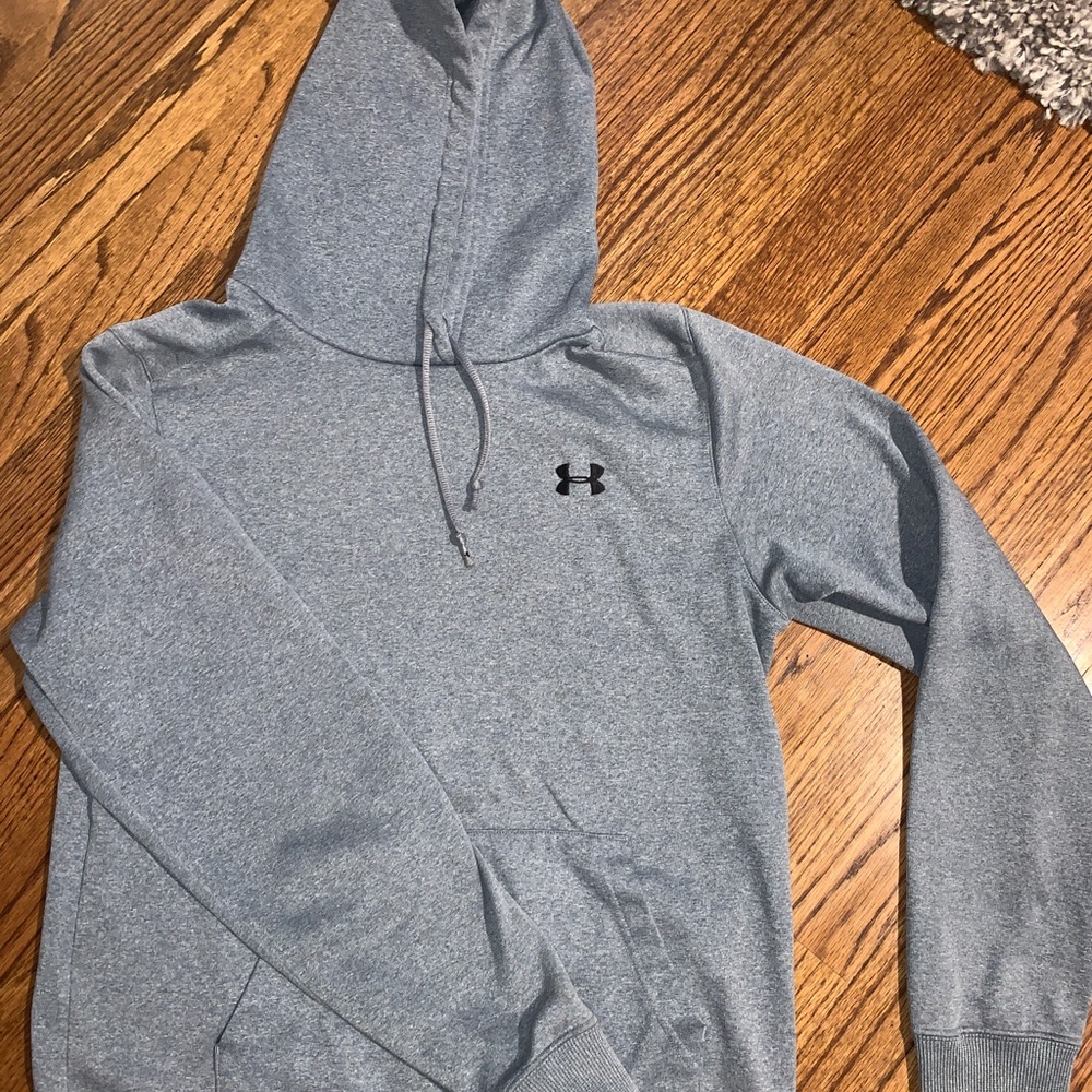 Under Armour Sweatshirt